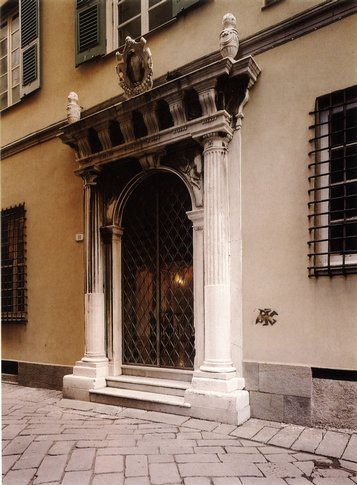 The entrance to Via Quarda Superiore
